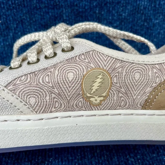 Sanuk Greatful Dead shoes men size 8 New with tags tan - Picture 1 of 10